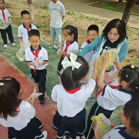 争做环保小卫士