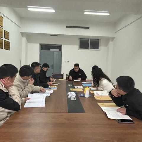 “乘龙之势，逐梦起航”——菏泽市实验中学人民路校区初二体育组第二次教研会