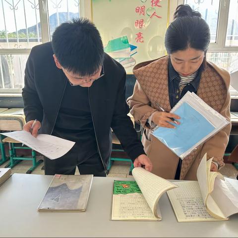 “书香润校园”读书笔记评选活动