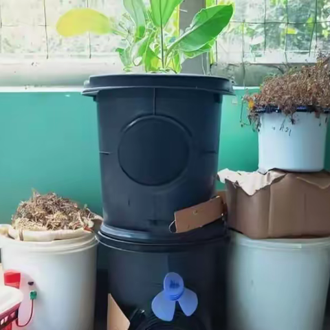 厨房变废为宝-自制家用有机堆肥桶教程