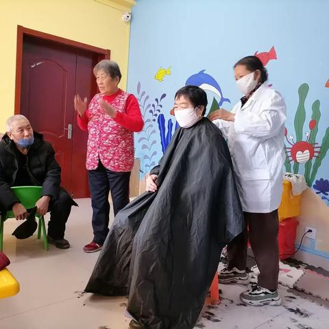 【乌海市沙枣树下社会组织服务中心】“情暖冬日 爱心义剪”“我帮你”社区志愿服务