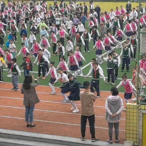 共鉴美育特色 同享研修之乐 ————五洲小学音乐教师赴沙区儿童艺术学校跟岗研修第二天实记