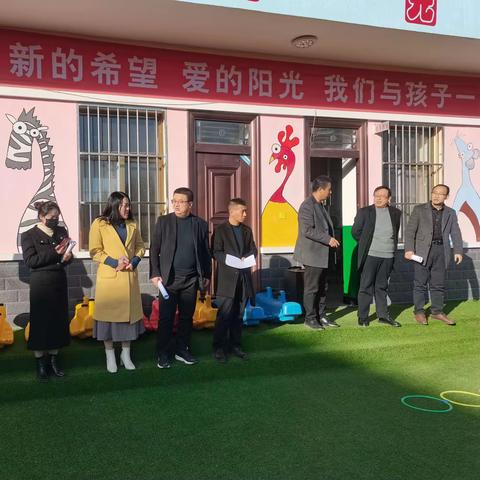 观摩学习共成长   互相交流促提升          ——什字学区在水晶小学开展观摩交流活动