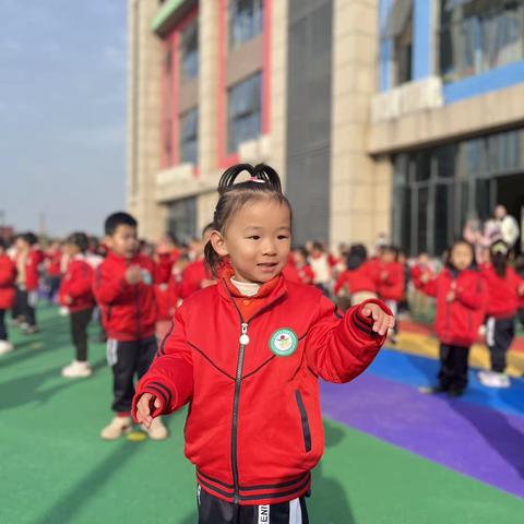 🌈多彩十一月，🎈快乐“美”一天——南昌县第三幼教集团邓埠园小二班