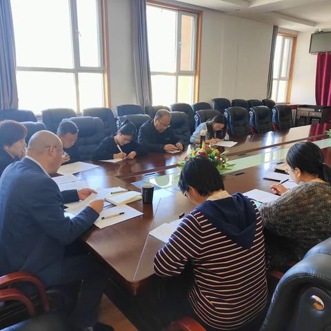 思政课程育新人 课程思政润无声