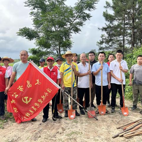 新华村委会齐发力，共同维护良好的水生态环境