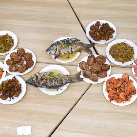 团团圆圆迎除夕，喜乐一年又一年