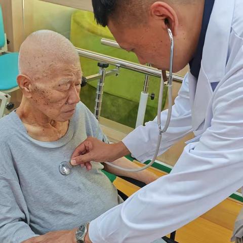 医者亲临，问诊暖心