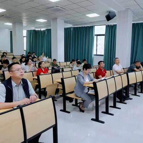 凝心聚力析学情 砥砺奋进谱新篇——海南中学高一年级全体教师大会暨期中质量分析会圆满召开