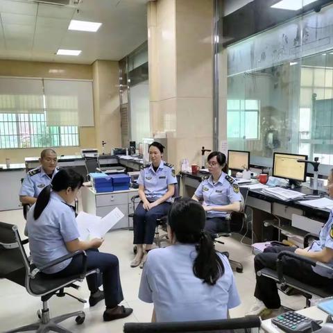 违章处理科召开业务学习培训会暨集体廉政谈话会