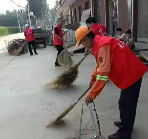 刘街乡组织开展8月份“政治学习日”和党员志愿服务活动