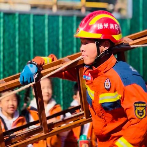 萌娃参观消防队🚒致敬“火焰蓝”——东方剑桥扬州天下幼儿园