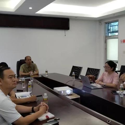 永兴镇召开无人机教育实训基地项目座谈会