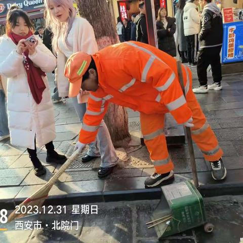 全力做好道路清扫保洁工作，助力大气污染防治