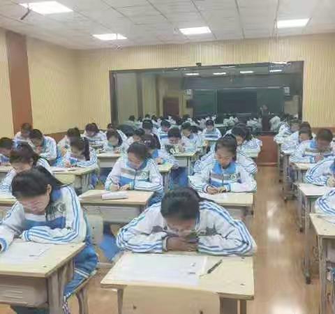墨香沁韵，“英”韵飞扬 —— 初一英语读后续写大赛