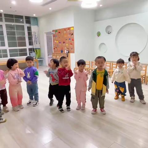 幼儿园的快乐生活——1⃣️1⃣️月回顾