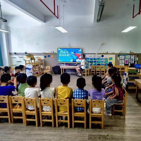 【中御•班级活动】父爱如山，超人相伴——中一班父亲节活动特辑