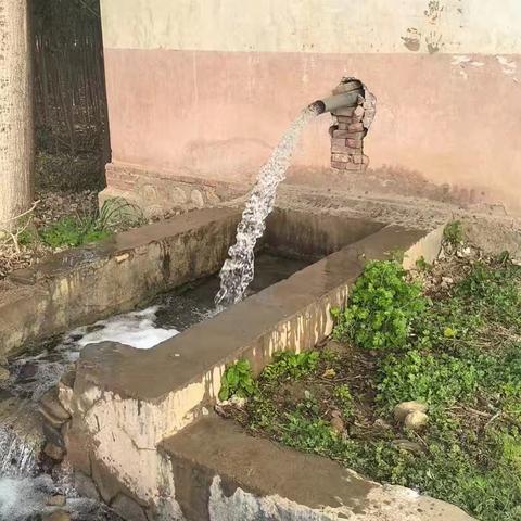 涧口乡积极组织开展抗旱浇麦，打好夏粮生产保卫战