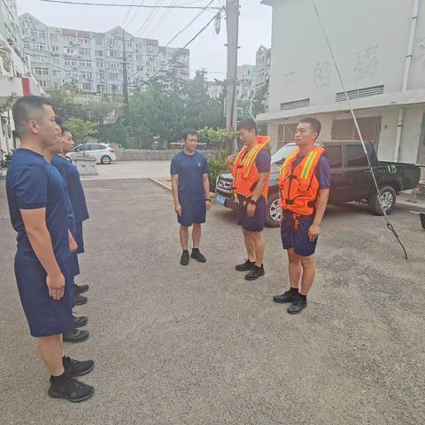 未雨绸缪，严阵以待    市北大队错埠岭消防救援站积极做好极端恶劣天气应急救援准备工作