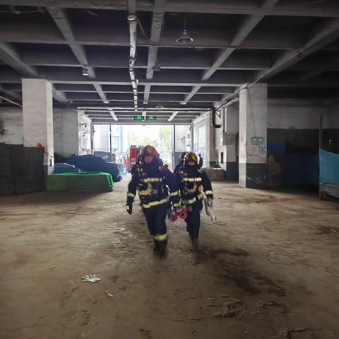 安全无小事，防患于未“燃” ——市北消防救援大队错埠岭消防救援站对抚顺路批发市场开展消防安全六熟悉演练