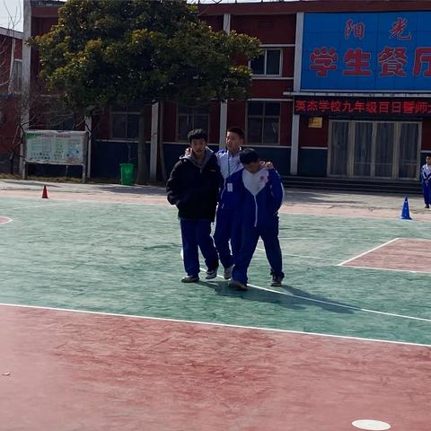 七年级五班  春季趣味运动会