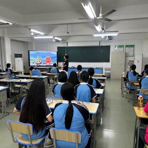 拒绝套代购，青春不负债 | 23环保2班“防范离岛免税套代购”主题班会纪实