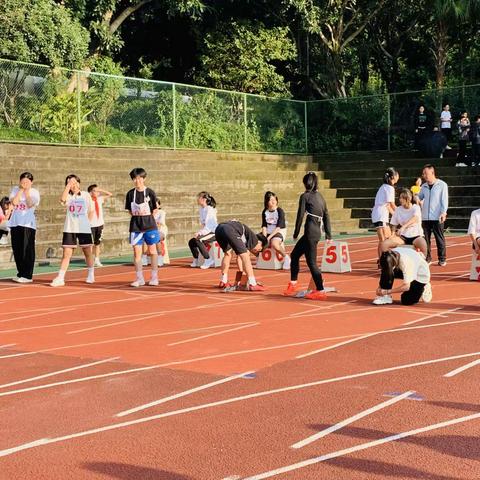 运动青春，快乐无限——巴川中学2026届10班秋季田径运动会纪录