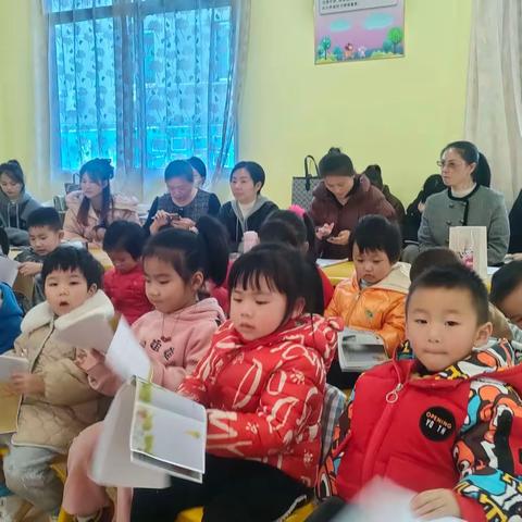 【主题教育进行时】精准帮扶促进步，携手交流共成长——文公幼儿园到管前海宝托幼中心开展“送教帮扶”活动
