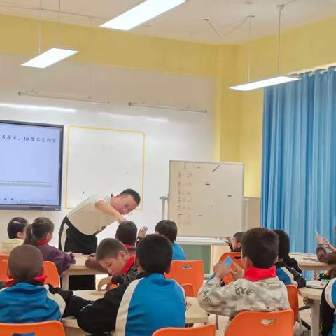 自治区天山英才工作室送教下乡活动在阿克陶县小学第六教育集团开展