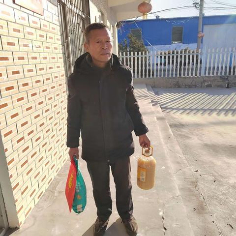 冯家堂村暖心慰问优抚对象，情暖锦屏传递温情