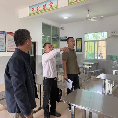 食品安全督查，健康护航成长 —市专家组到漳浦县万安学校开展校园食品安全交叉互查活动