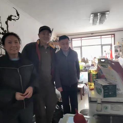 【谭家街道兴盛园社区】情暖新春，爱润心田——兴盛园社区春节慰问困难家庭活动