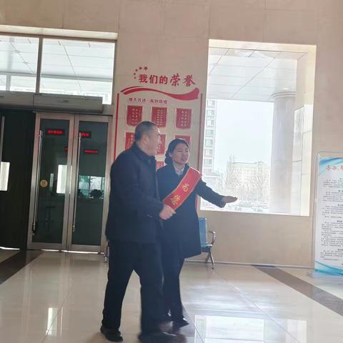 "贴心导引，让政务服务传递温度"——翼城政务大厅导办服务用心用情为群众