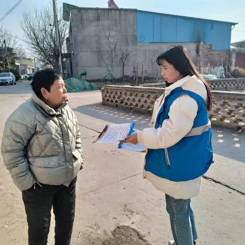 灵沼网格员开展烟花爆竹禁燃禁放宣传活动