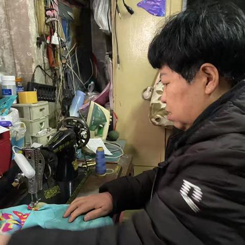 弘扬雷锋精神，倡导社会文明新风