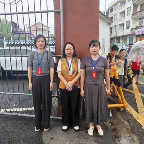 校园值周纪实：守护成长，深耕