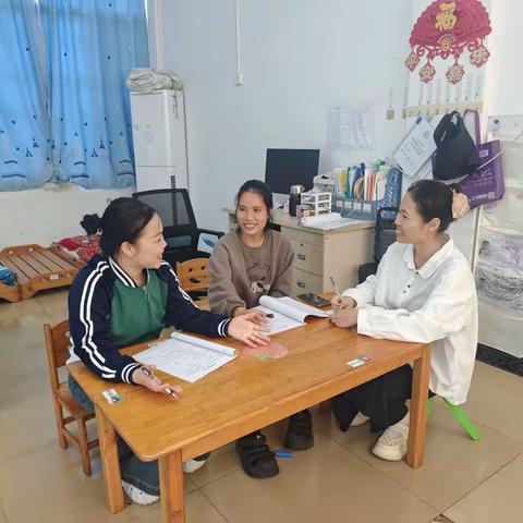 《乡镇幼儿园小班生活礼仪教育的实践研究》前期调研汇报研讨活动