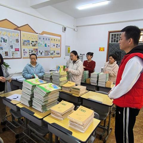 【简良小学】作业展评显风采，落实常规促教学——数学常规作业检查