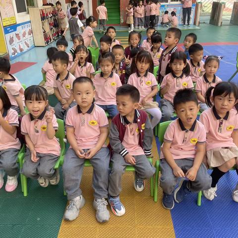 阳光幼儿园中一班自理能力比赛