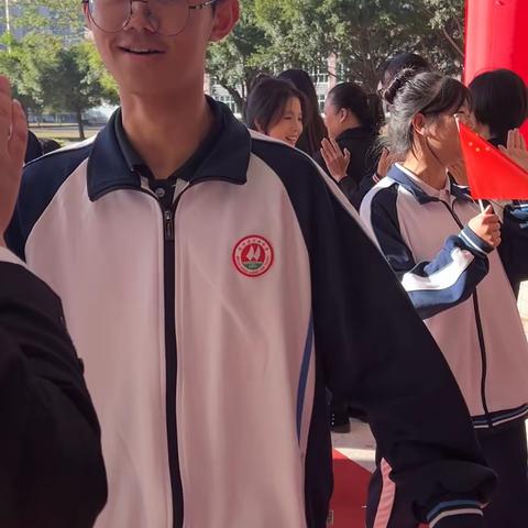 成人啦，击个掌吧！