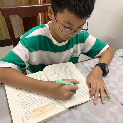 初一五班读书活动