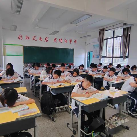 魅力笔尖 “英”你精彩——三明市第十中学英语组学科活动报道