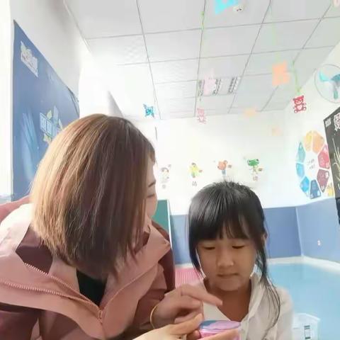 西海幼儿园表征记录《彩泥活动》