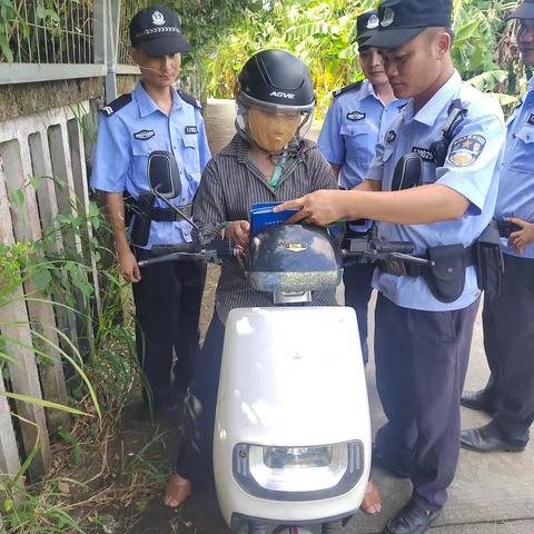 海棠区政法委，铁路护路队开展爱路护路宣传工作