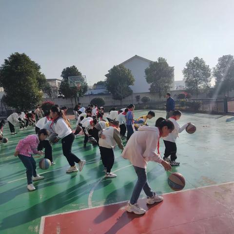 开放课堂 共享智慧——荆州小学五（9）班教学开放日活动纪实