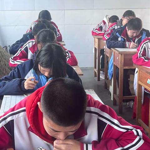 以比鼓劲，以赛促学——新泰市新甫中学英语单词大赛