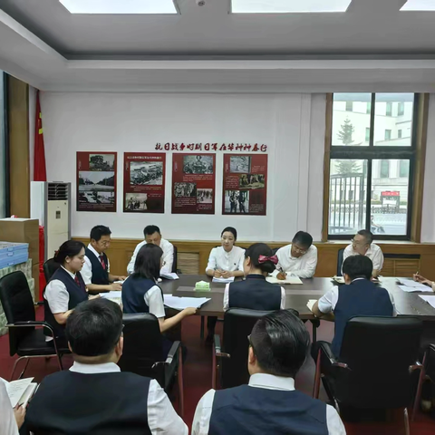 沈阳分行纪委书记魏兵 ‍参加中山广场支行遵规守纪日例会 ‍并开展中央八项规定精神学习教育