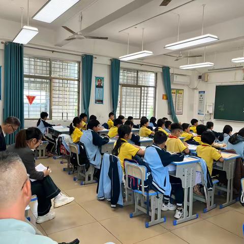 澄迈县红山小学开展区域教学常规视导工作