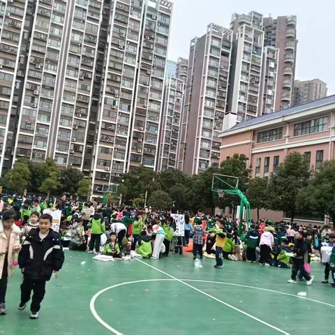 “义”路有你，与爱同行