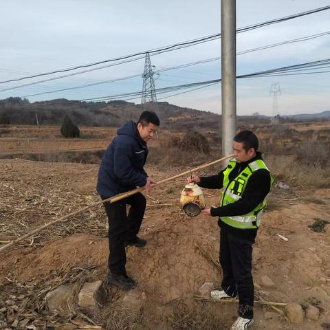 高平专群结合及时处置一起监控探头坠落隐患